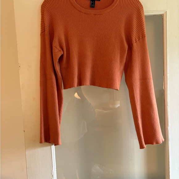 ☀️ Bell-Sleeve Ribbed Cropped Sweater - Picture 1 of 4
